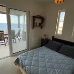 Seaview Villa *