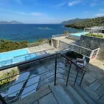Seaview Villa