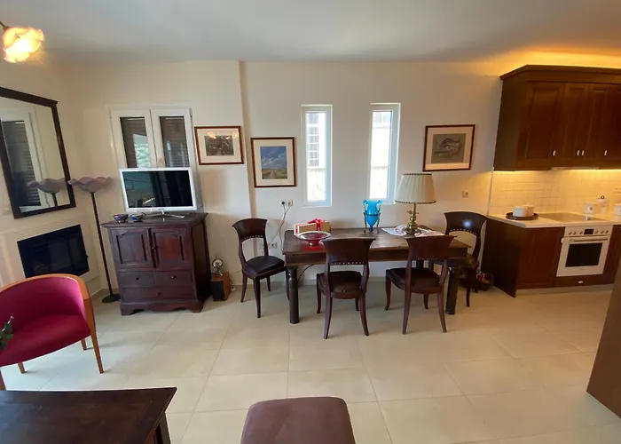 Seaview 别墅 Pteleós