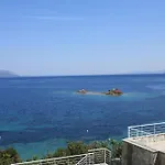 Seaview Pteleós