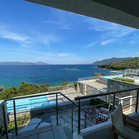 Seaview Vila *