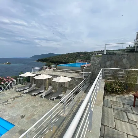 Seaview Villa Pteleós