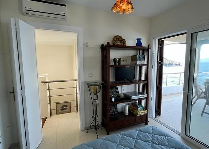 Seaview Villa Pteleós