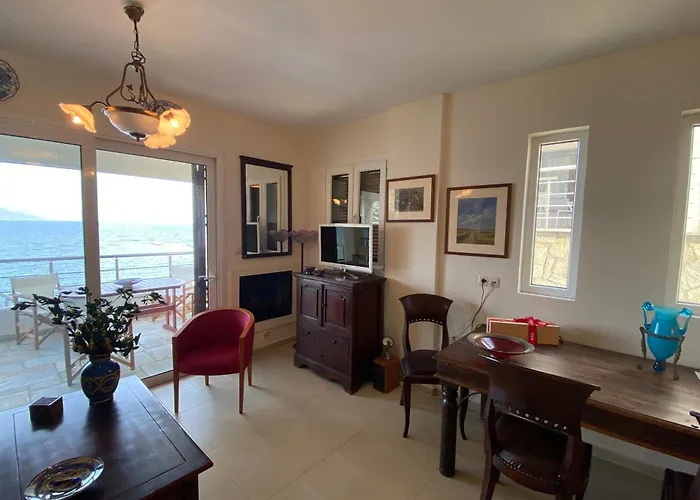 Villa Seaview Pteleós